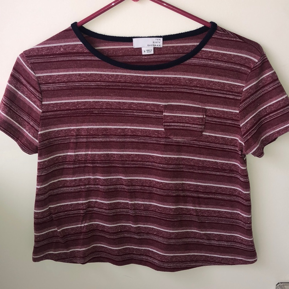 Red and white grey crop top basic